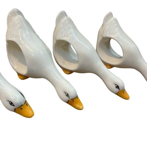 1980's Vintage White Long Neck Goose Duck Ceramic Napkin Rings Set Of 8 - Picture 3 of 7